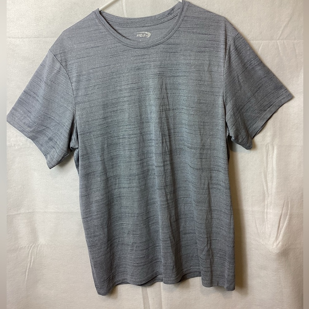 Mta sport men’s t shirt size large pre owned